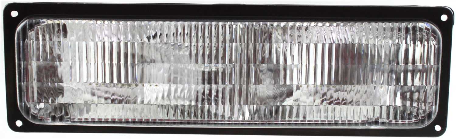 4-Piece Kit Driver and Passenger Side Halogen Headlight, With bulb(s), OE Replacement, Includes (2) Headlight and (2) Turn Signal Light