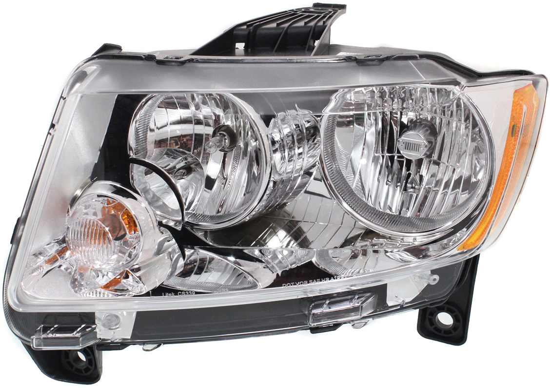 Driver and Passenger Side Halogen Headlights, With bulb, Laredo/Laredo E/Laredo X Models