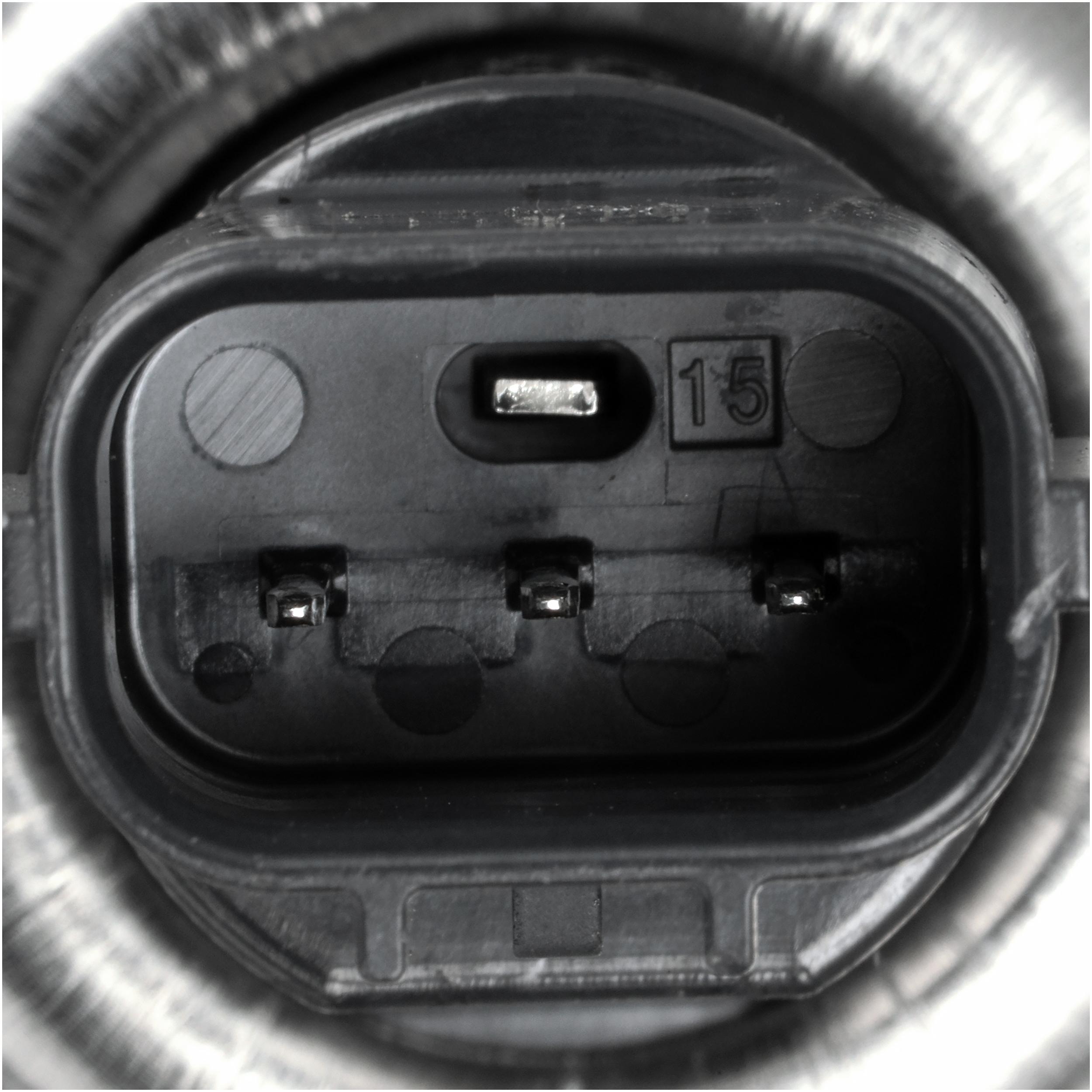 VVS302 OE Replacement Variable Timing Solenoid - Image 4