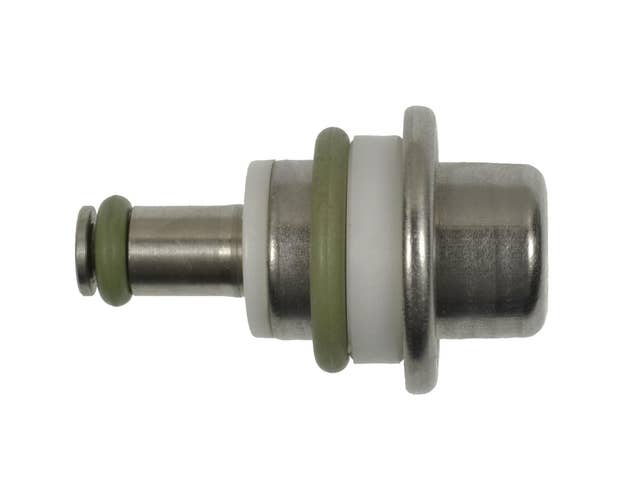 Standard Motor Products Fuel Injection Pressure Regulator | PR450
